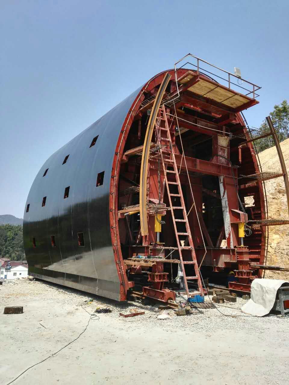 隧道衬砌台车是什么 隧道衬砌台车的结构原理及用处 隧道衬砌台车是什么 隧道衬砌台车的结构原理及用处