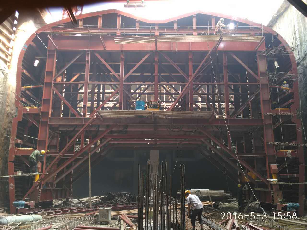洛阳高飞公司生产的贵阳地铁站台台车开始投入使用 洛阳高飞公司生产的贵阳地铁站台台车开始投入使用