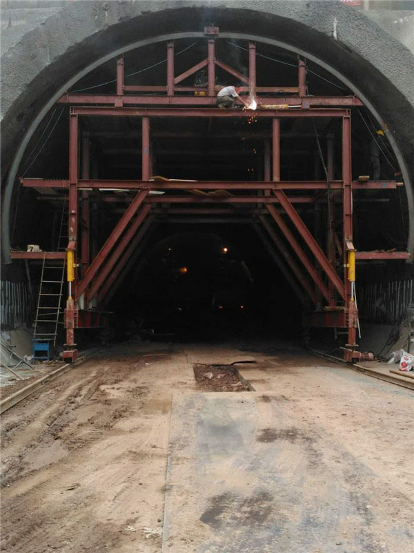 施工安管理:建筑施工衬砌台车安操作规程 施工安管理:建筑施工衬砌台车安操作规程