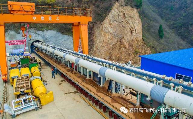 为洛阳重点项目“引故入洛”(中信重工承建)定制圆台车成功进洞 为洛阳重点项目“引故入洛”(中信重工承建)定制圆台车成功进洞